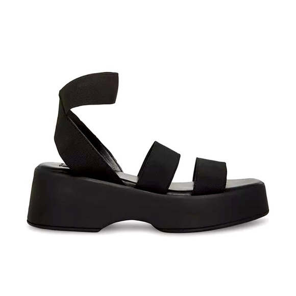 Steve Madden Saturn1 Strappy Wedge Sandals. Black. 6. Wedge heel 2.5” - Picture 2 of 3